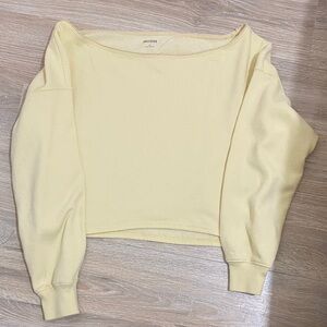 Hollister Women's Off-the-Shoulder Light Yellow Sweater